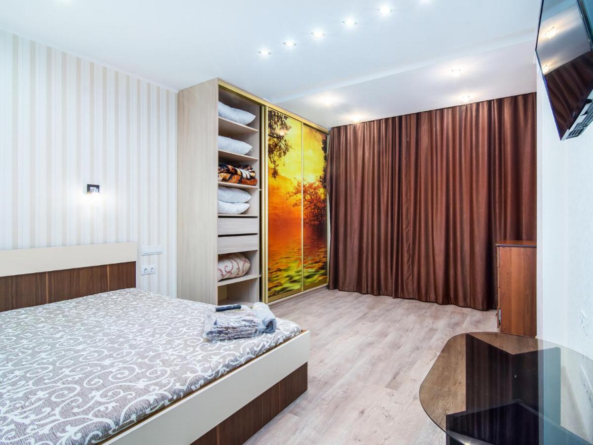 Kvartirkoff Na Bogatirskaya 6A, 17 Floor Kyiv Exterior photo