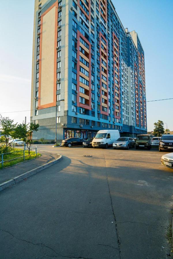 Kvartirkoff Na Bogatirskaya 6A, 17 Floor Kyiv Exterior photo